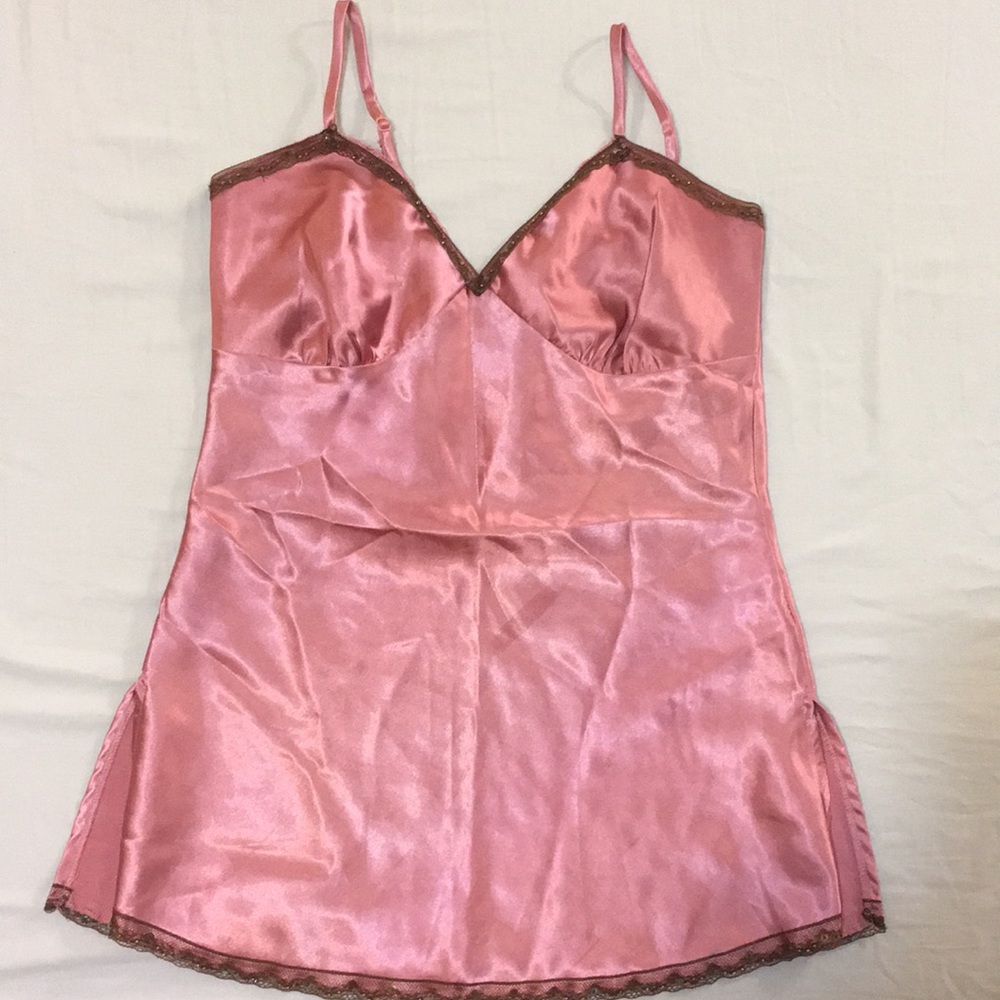 ✨🌸 Sleeveless Pink Top